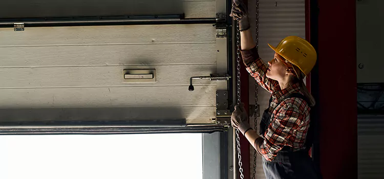 Addressing Common Garage Door Stoppage Issues in Hanover Park, IL